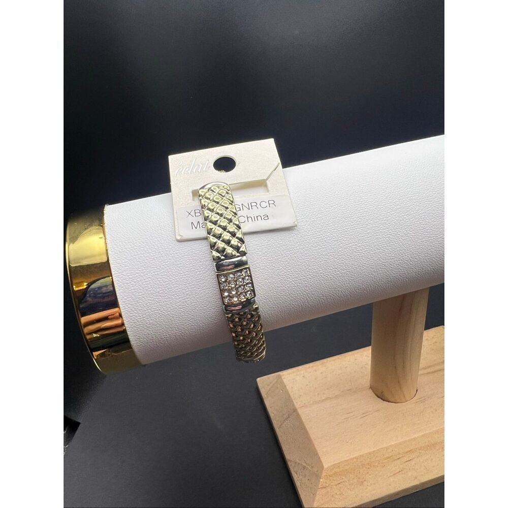 New Eclat Gold Tone Patterned Metalwork Pave Set Rhinestone Stretch Bracelet
